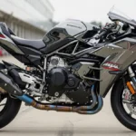 Kawasaki Ninja H2R 2025 – 998cc Supercharged Power, 310KM/H Speed